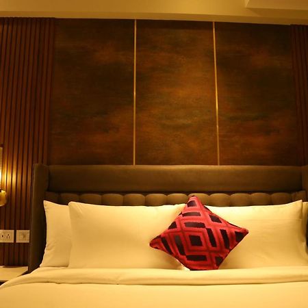 Dreamz Inn & Suites Zirakpur Exteriér fotografie