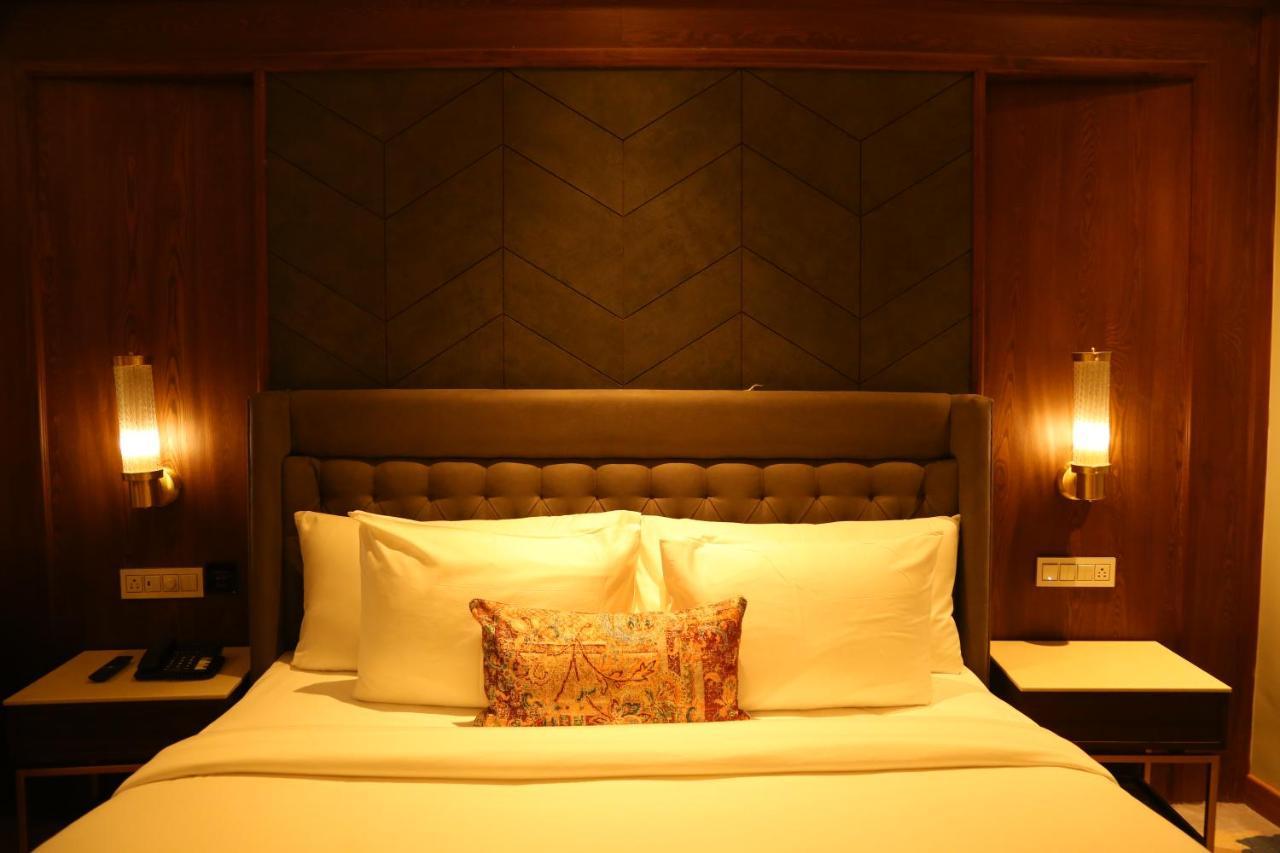 Dreamz Inn & Suites Zirakpur Exteriér fotografie