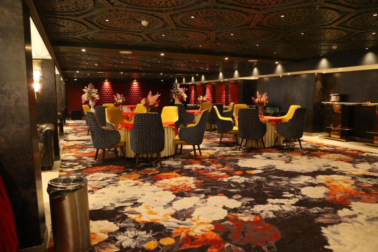 Dreamz Inn & Suites Zirakpur Exteriér fotografie