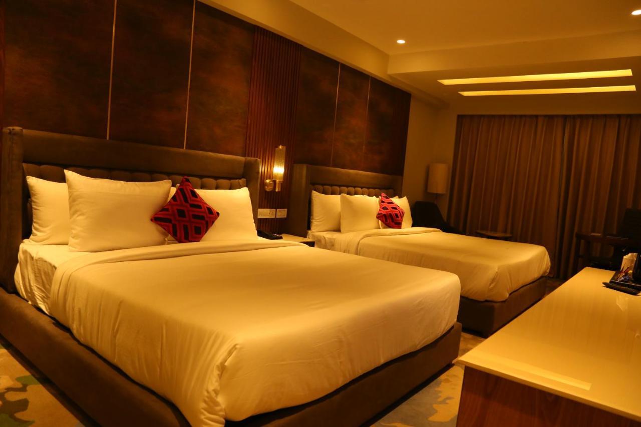 Dreamz Inn & Suites Zirakpur Exteriér fotografie