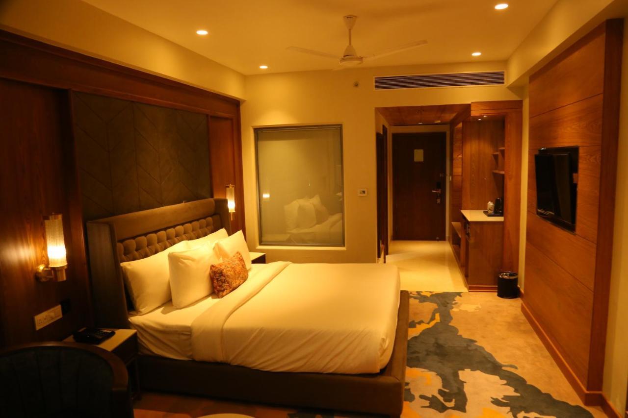 Dreamz Inn & Suites Zirakpur Exteriér fotografie