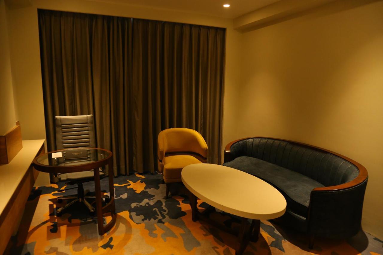 Dreamz Inn & Suites Zirakpur Exteriér fotografie